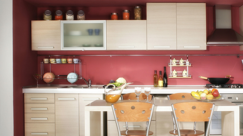 Kitchen red accent wall