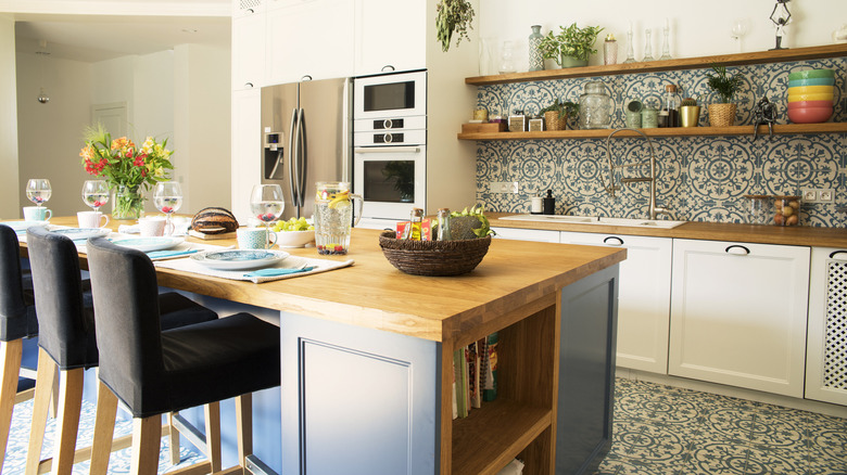 Kitchen with patterned tiles