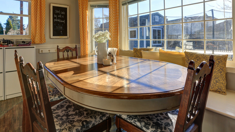 breakfast nook with large table