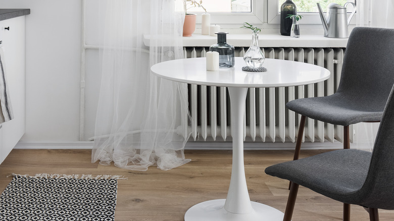 gray chairs and white table