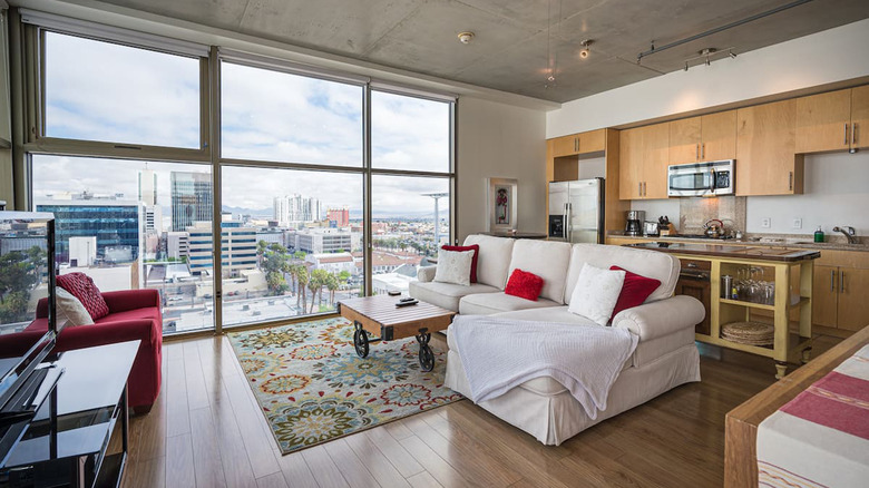 high rise Las Vegas Airbnb 