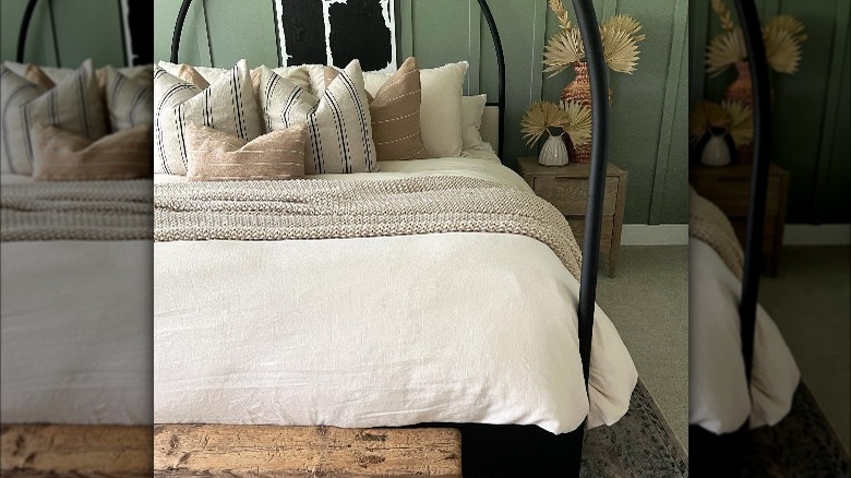 Boho-farmhouse bedroom