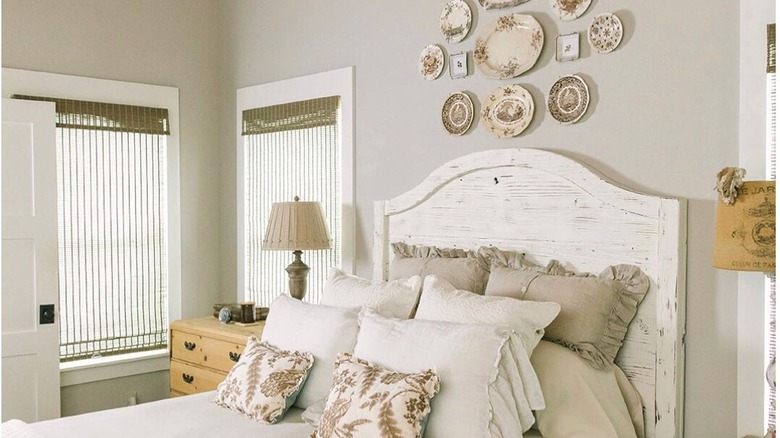 French provincial cottage bedroom