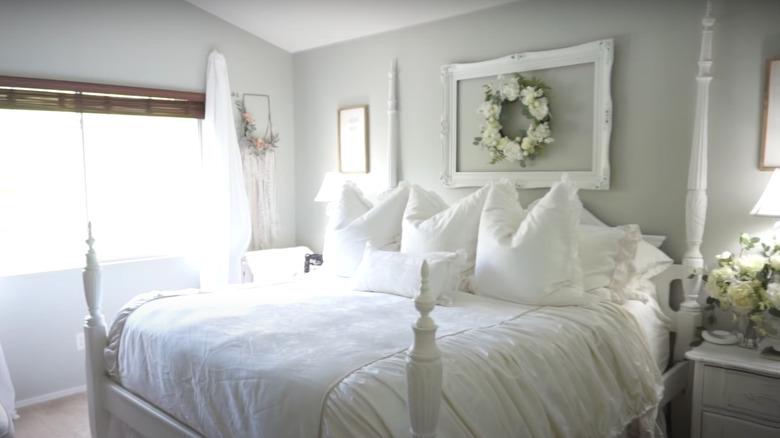 French country bedroom decor