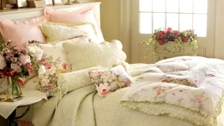 French country bedding