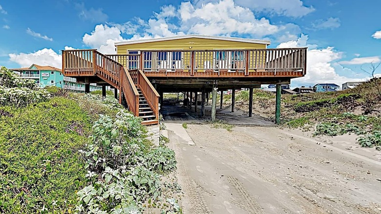 Yellow house on the beach