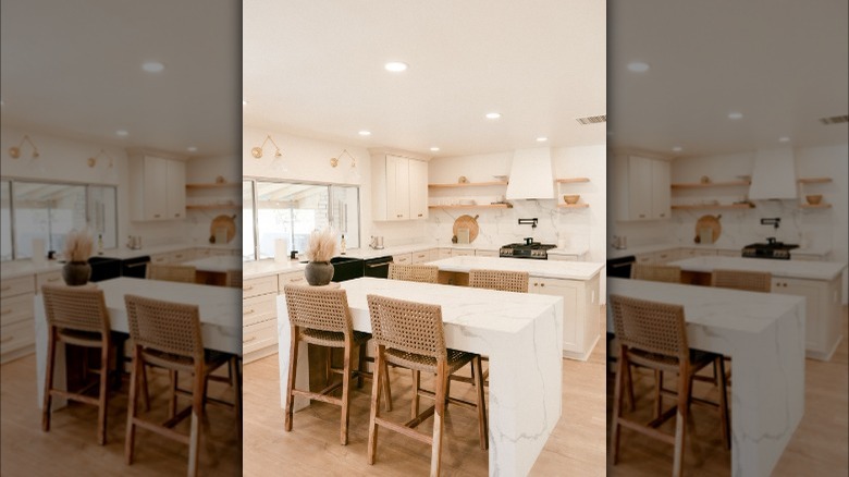 Double kitchen island