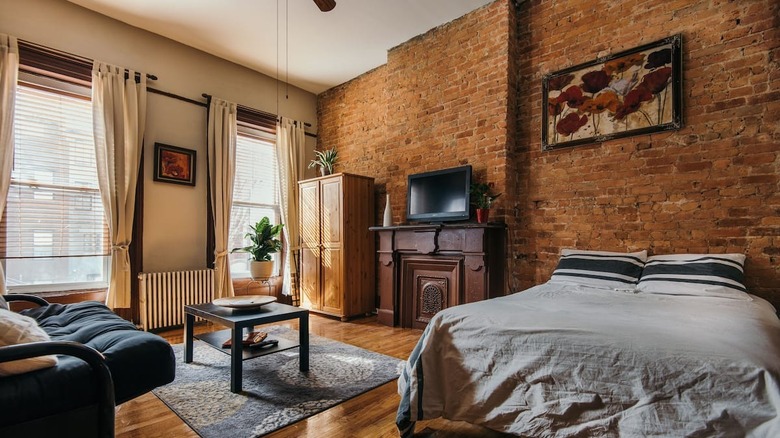 studio apartment Brooklyn Airbnb 