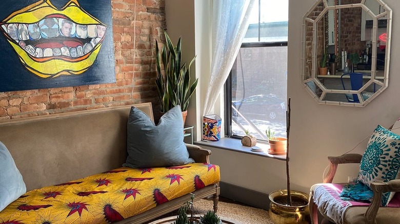 global decor Brooklyn apartment Airbnb 