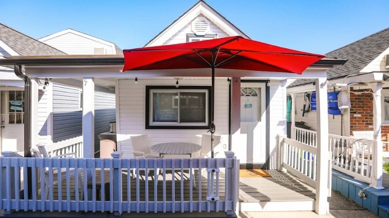 Small bungalow with patio