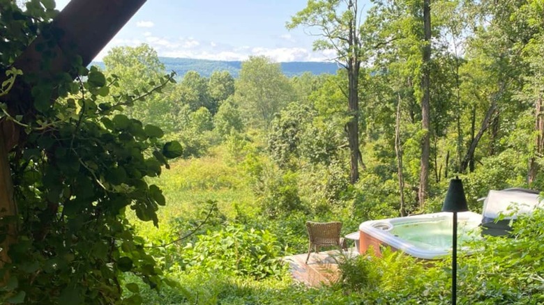 outdoor hot tub