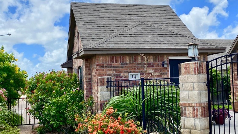 Little fenced guest house