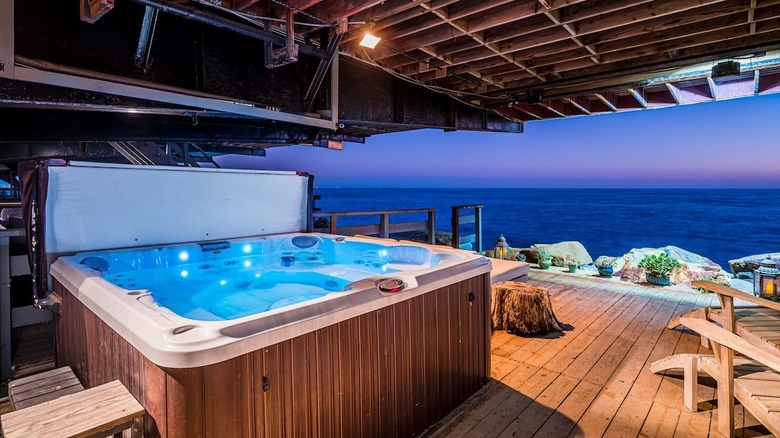 Oceanfront Malibu Airbnb 