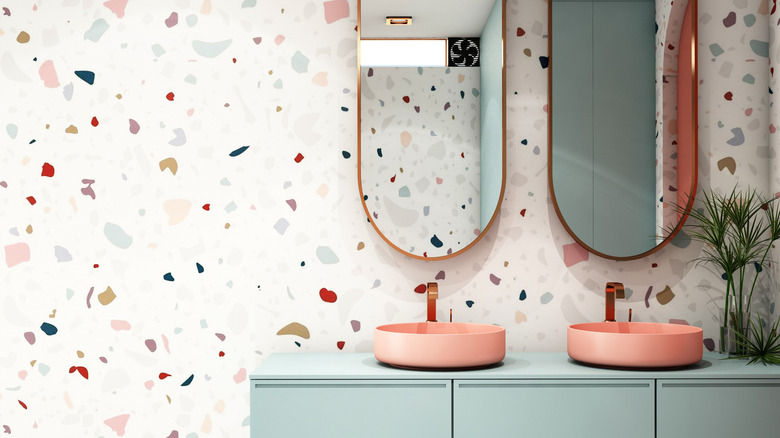 Confetti wallpapered bathroom