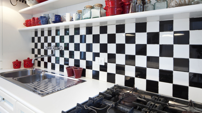 checker tiled kitchen backsplash