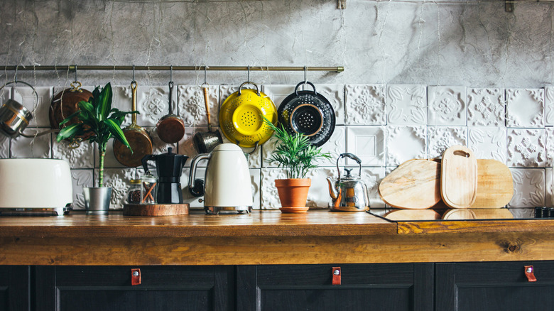 backsplash with molded plaster tiles