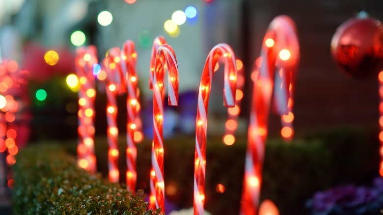 Light up candy canes