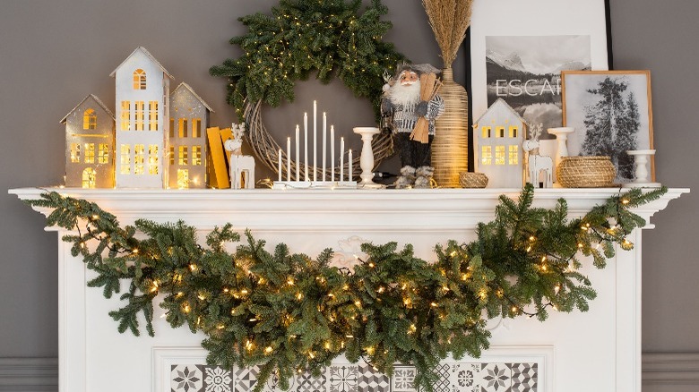 Decorated mantle and big garland