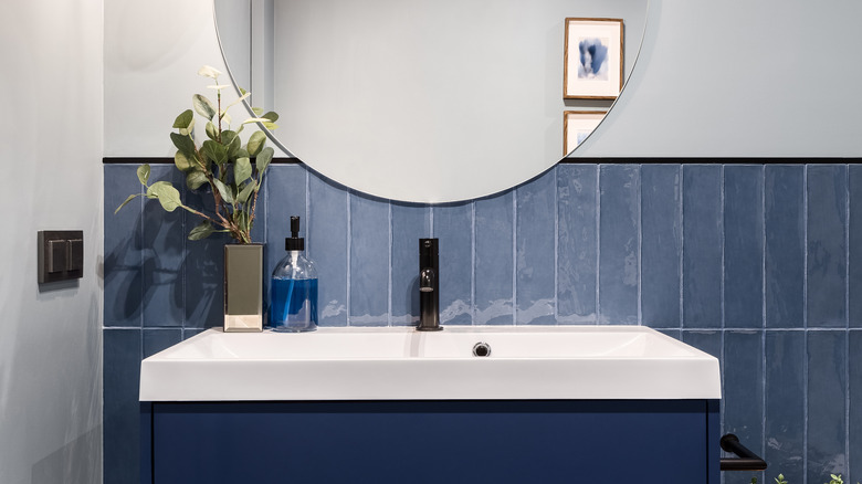 Blue bathroom and wall tiles