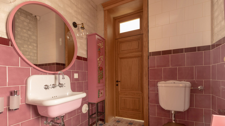 Pink vintage bathroom