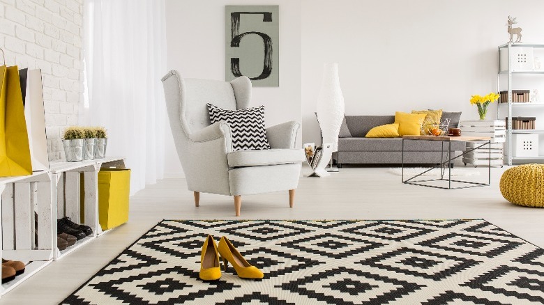 Black, white, and yellow room 
