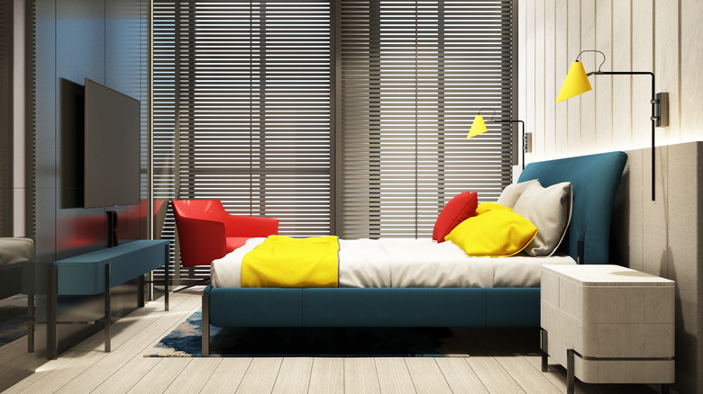 bedroom with the primary colors