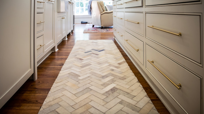 Neutral runner in kitchen