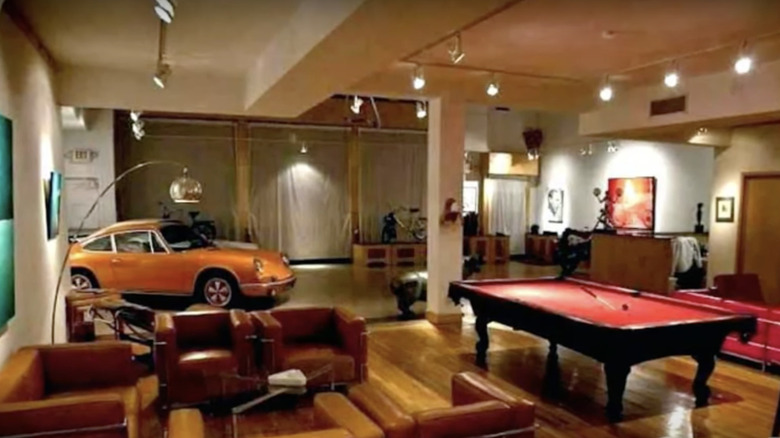 Man cave looks like museum