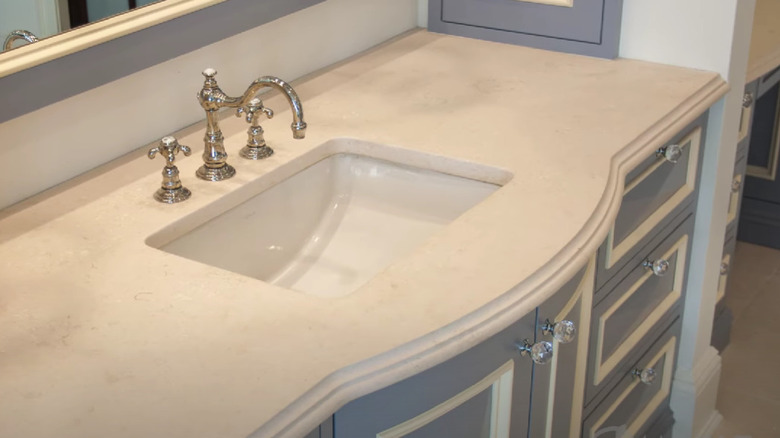 quartz countertop with elite edge profile