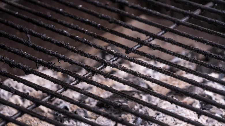 dirty grill grates