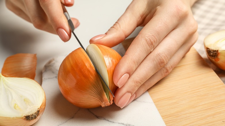 slicing an onion