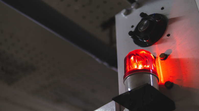 industrial emergency red lights 