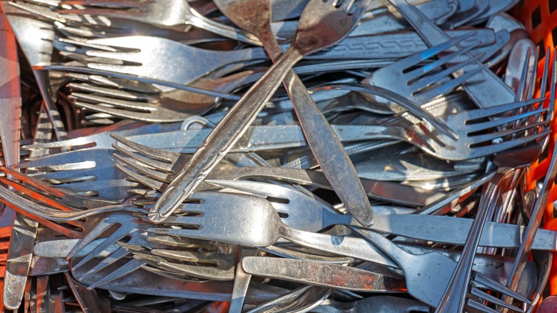 rusty stainless steel cutlery