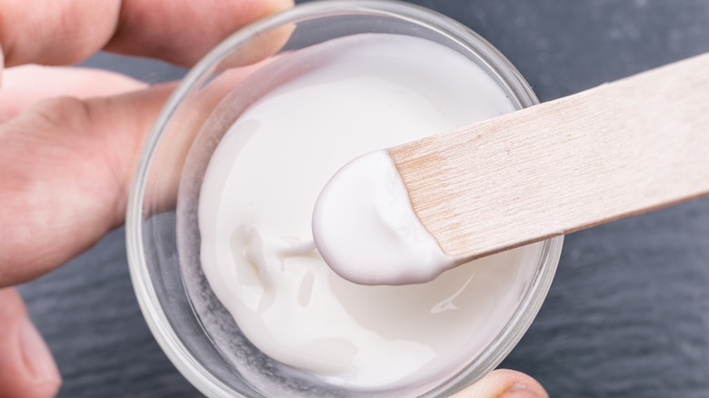 baking soda paste in bowl