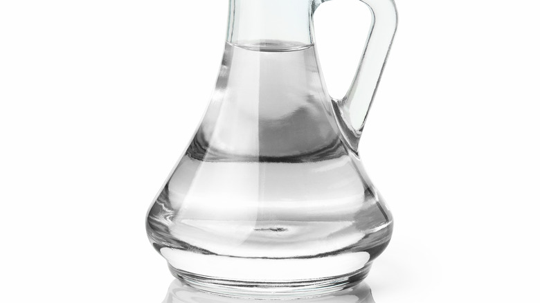 White vinegar in a glass