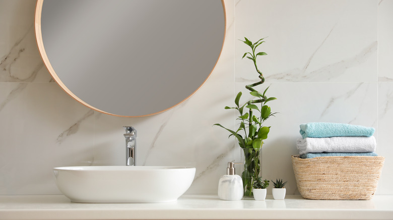 Bathroom sink countertop