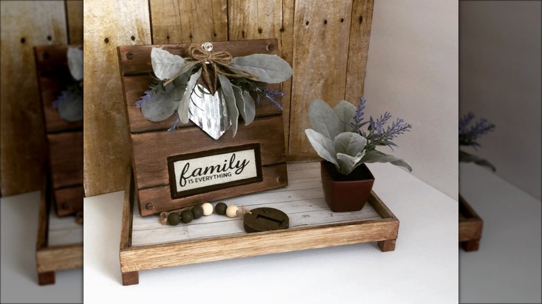 wood frame display tray