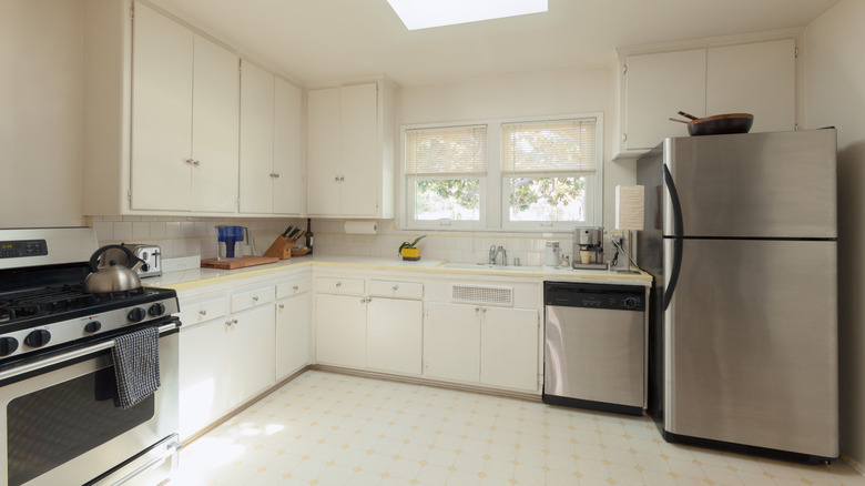 A plain and sterile white kitchen