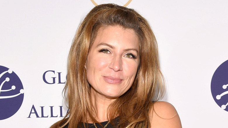 Genevieve Gorder smiling