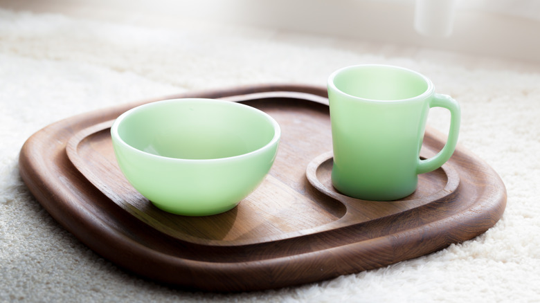 jadeite bowl and mug