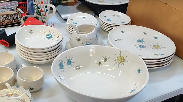 atomic plates and bowls