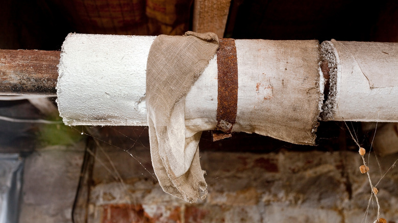 Asbestos wrapped around pipes