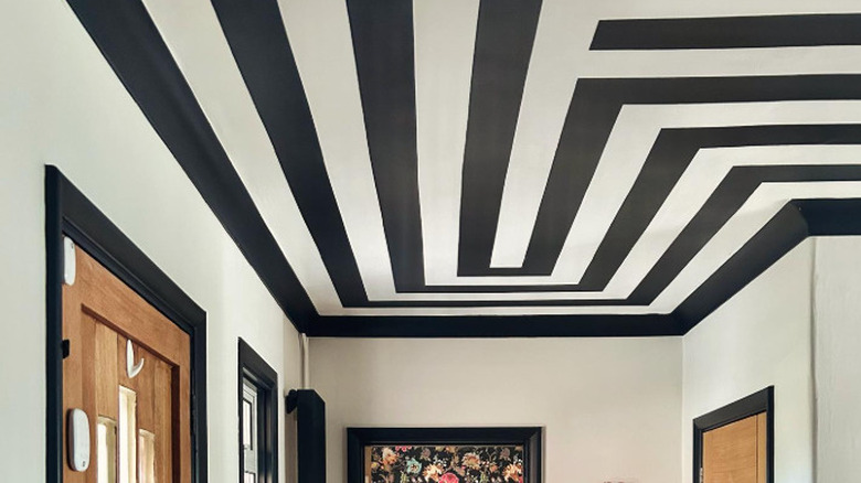 Black and white stripes in hallway