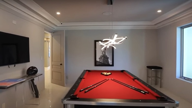 pool table