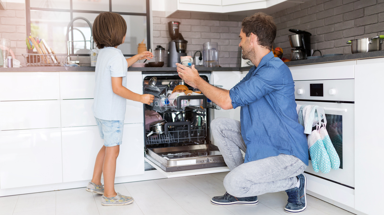 A Seemingly Avoidable Mistake With Your Dishwasher Happens Far Too Often