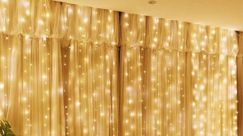 Fairy lights and curtains