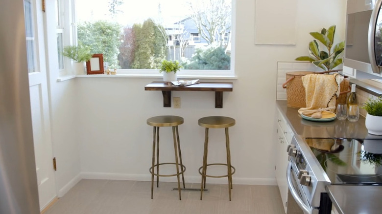 Stylish breakfast bar designed be The Unsellable Houses stars