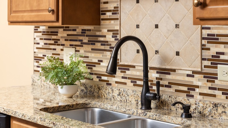 neutral kitchen with mosaic tile