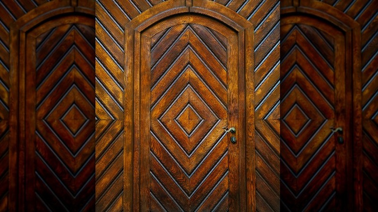 secret door with pattern