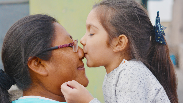 native american mother and daughter 